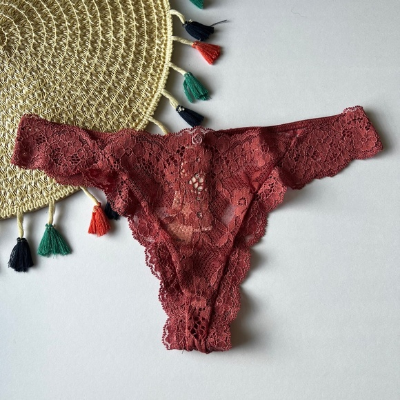 Victoria's Secret Other - Victoria's Secret Dream Angels Lace Thong Panty Seductive Rose Small NEW